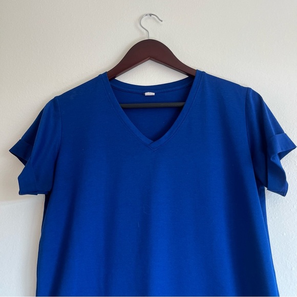 Women’s New Balance Royal Blue V Neck Dri Fit T Shirt Size Small - Picture 2 of 8